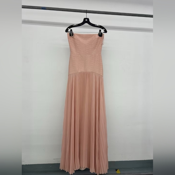 Sold - Picture 9 of 10